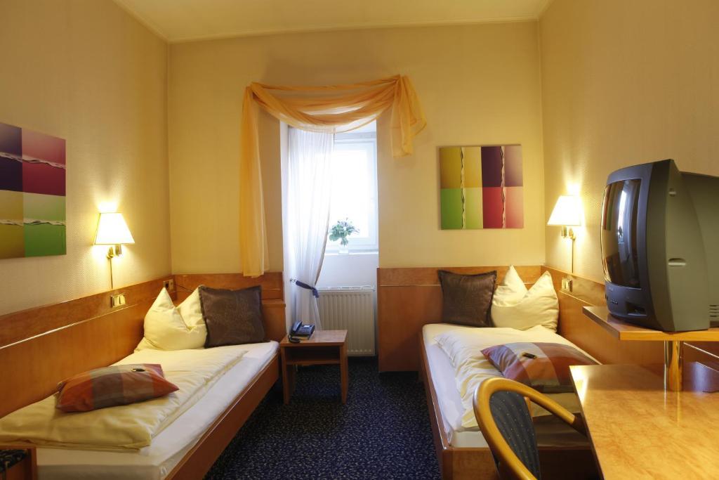 Hotel Villa Brenner Grunstadt Ruang foto